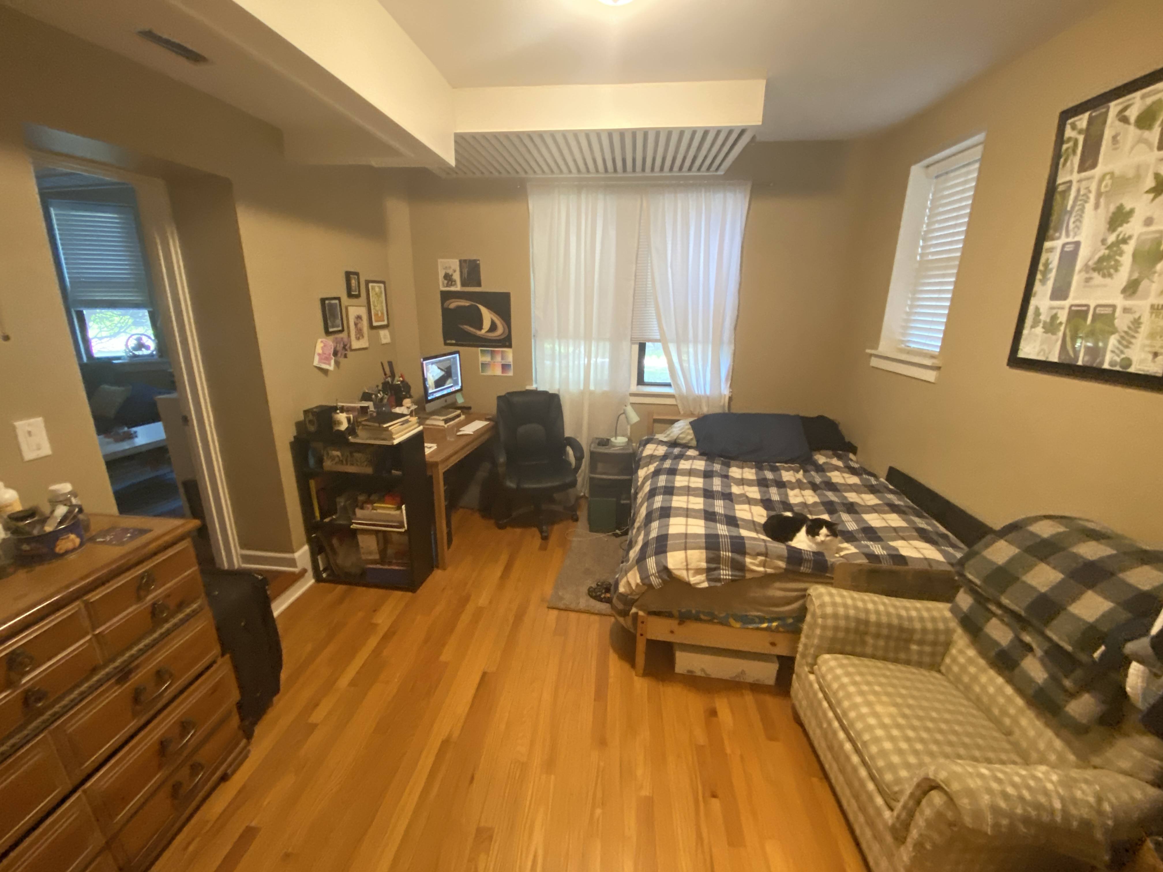 6736-38 N. Glenwood Ave. 6736-38 N. Glenwood Ave., Chicago, IL 60626 Rogers Park - Leasing by Cross Street